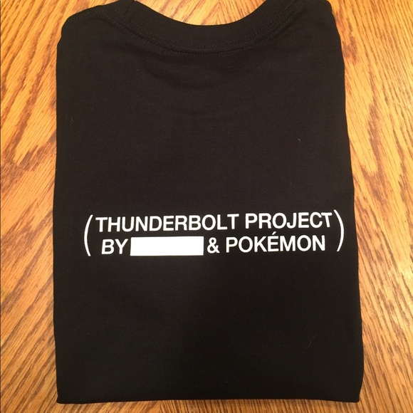 Pokemon X FRAGMENT Pikachu Running Tee silhouette - Picture 3 of 5